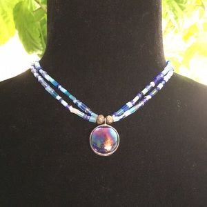 Round glass pendant necklace